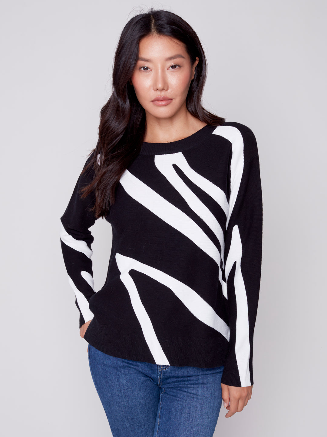 Crew-Neck Printed Sweater C2537