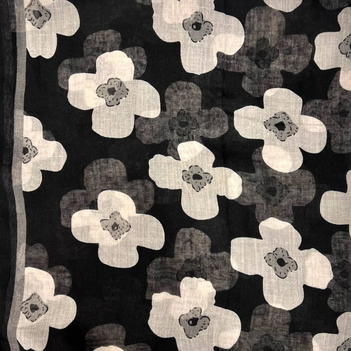 Daisy printed scarf: Black