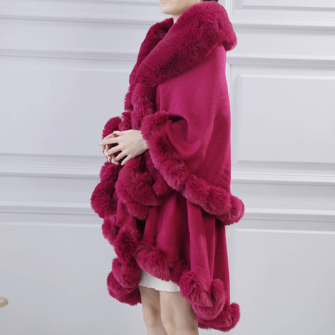 PE371 Double layer fur trimmed capes: Black