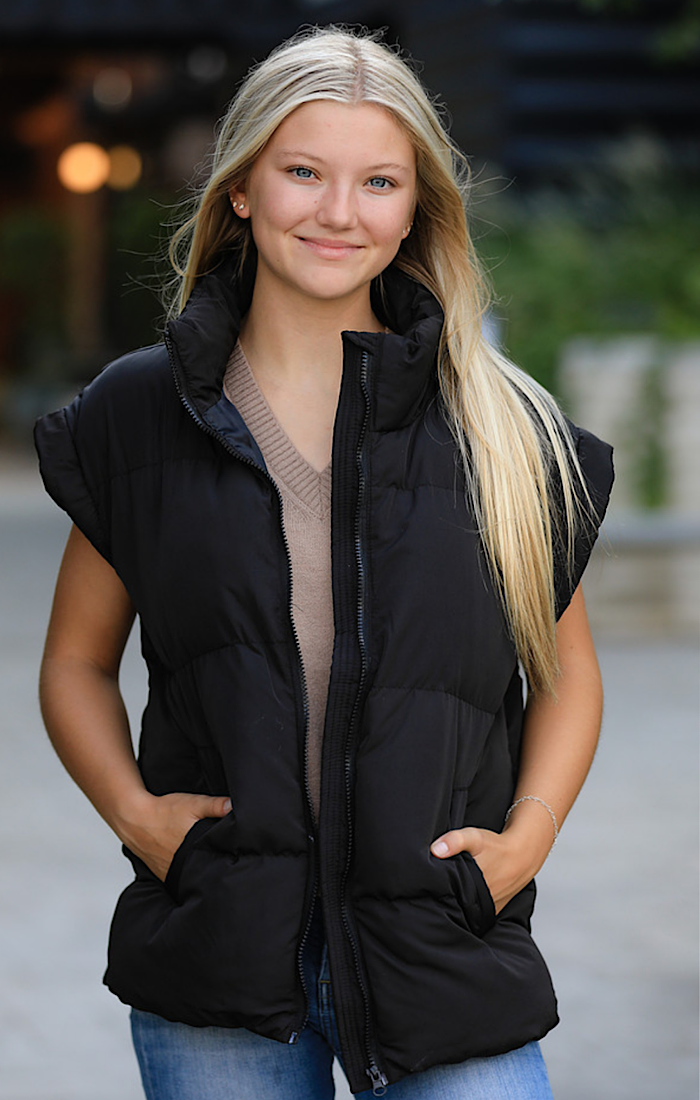 Puffer vest: Black / S