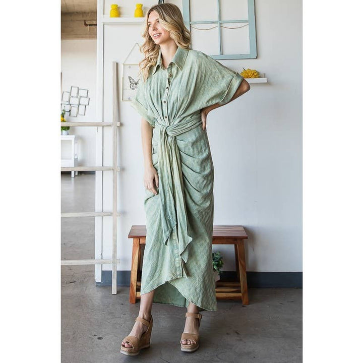 TIE WAIST BUTTON DOWN SHIRT DRESS; NATRL