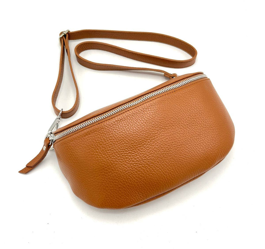 Leather Waist Bag, Made in Italy, 112466