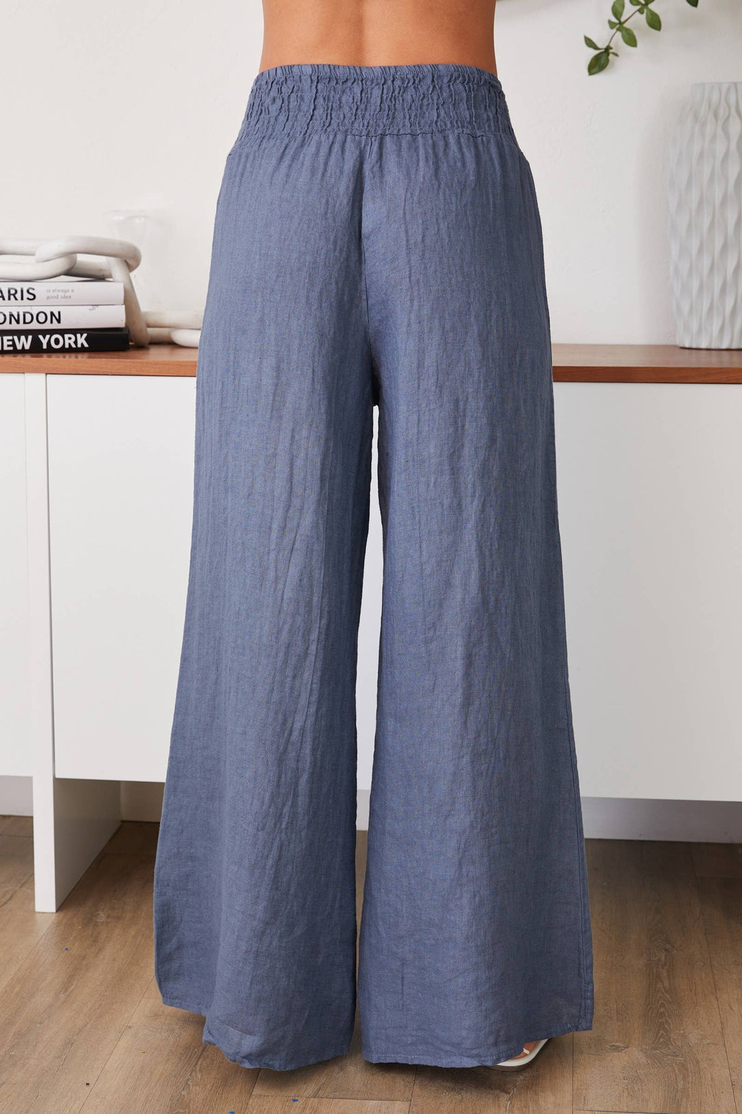 LINEN SMOCKED WAIST PANT: Mocha / L