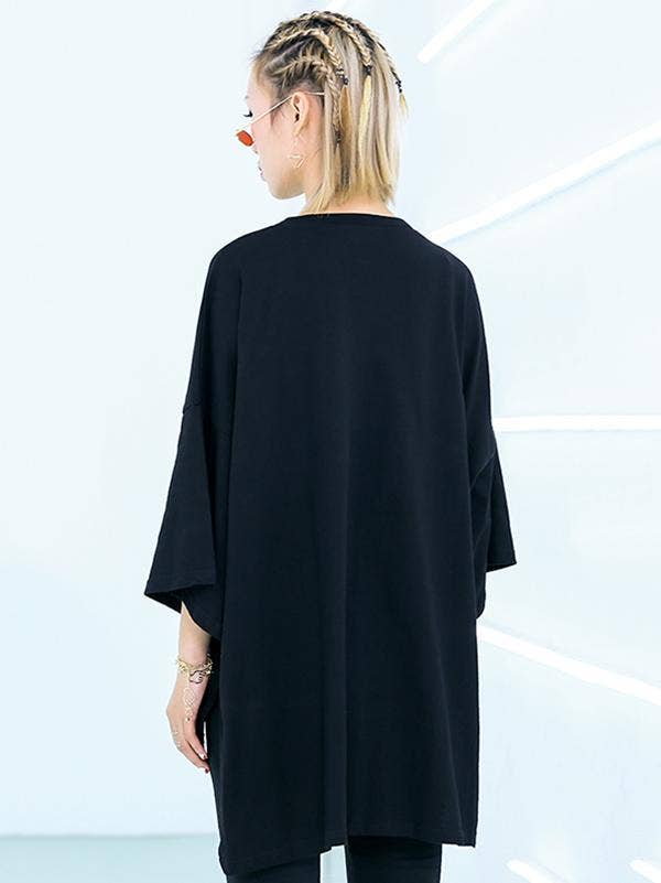 Embroidered Black&White Loose Round-Neck T-Shirt: BLACK / FREE SIZE