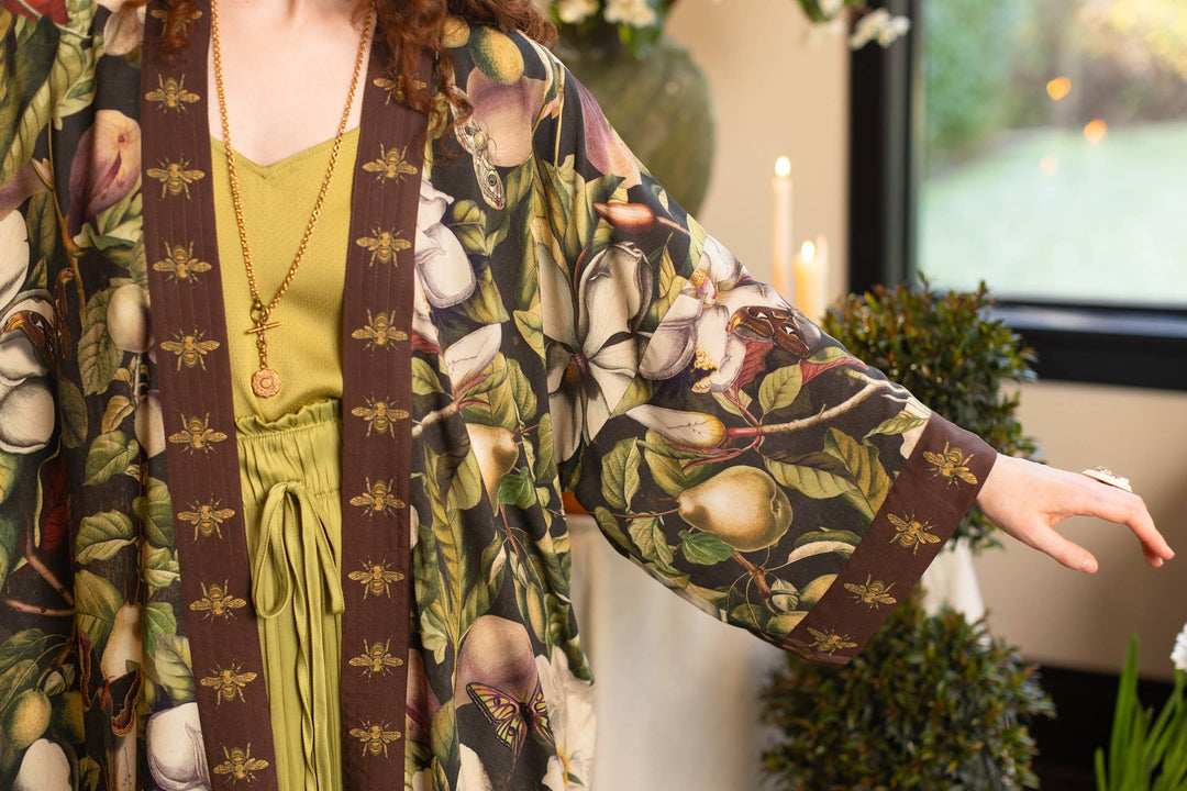 Fleur De Lune Opera  Kimono / Florals & Bees
