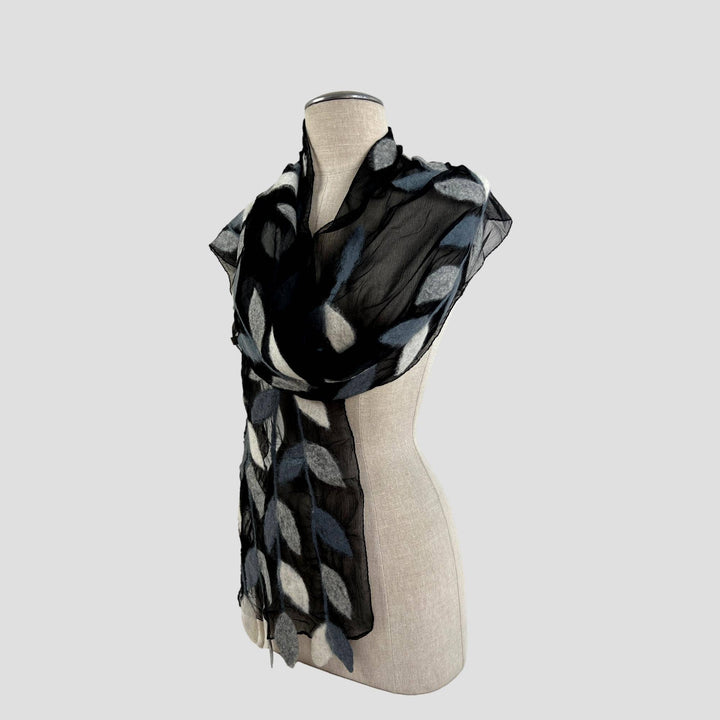 Leaf Merino Wool Handmade Felt Scarf: Tur-Green