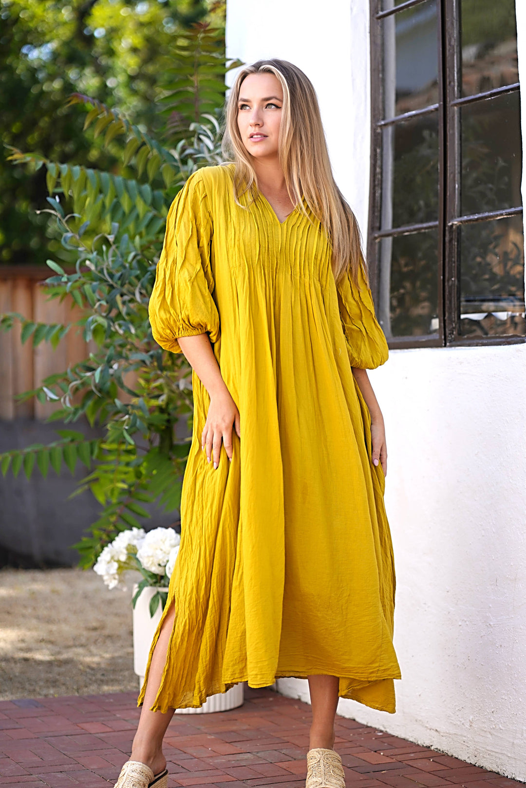 Zing Dress : White / S/M