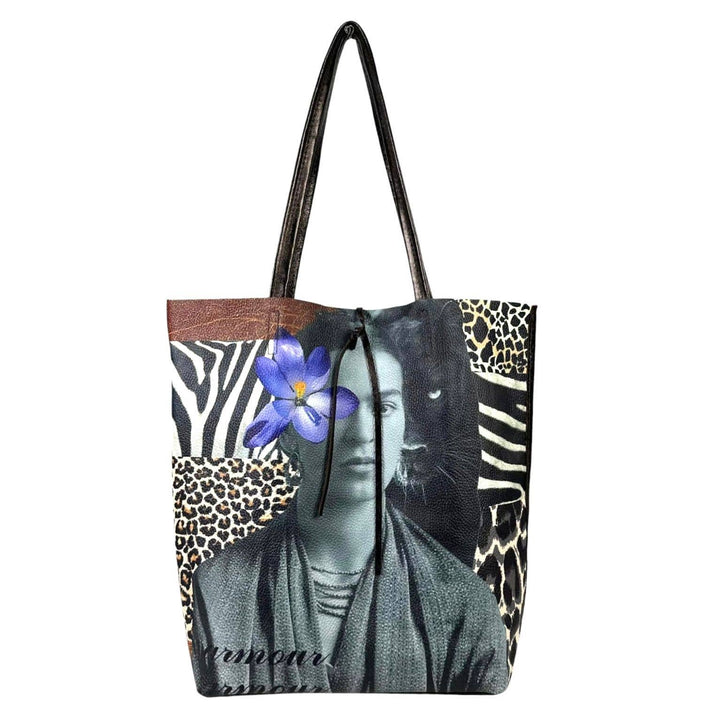 LeatherBag Purse: Kiss