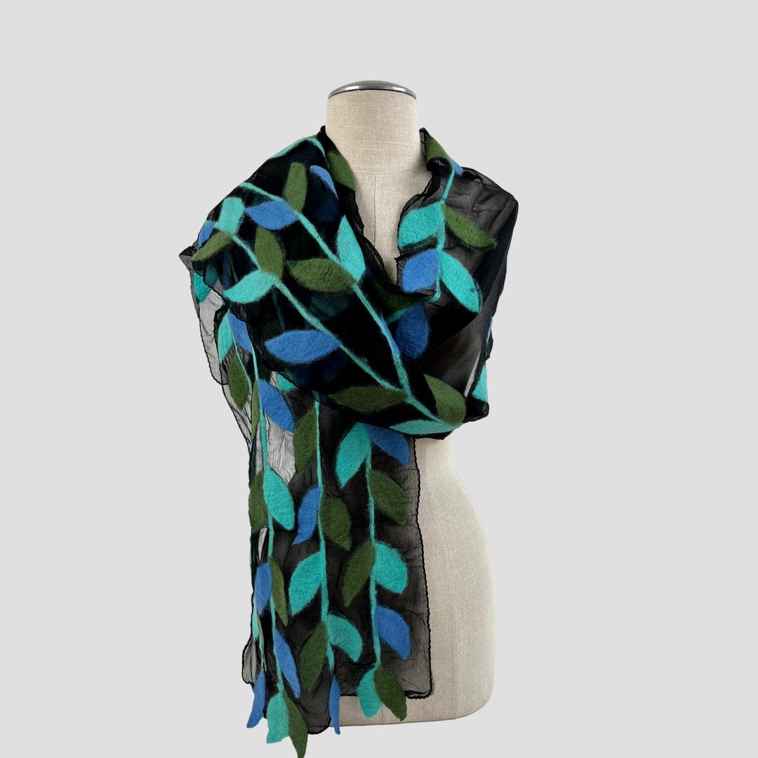 Leaf Merino Wool Handmade Felt Scarf: Tur-Green