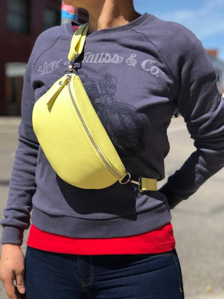 Italian Leather Waist Bag with Zipper: Taupe