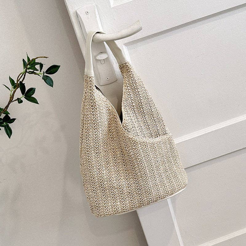 STRAW TOTE BAG