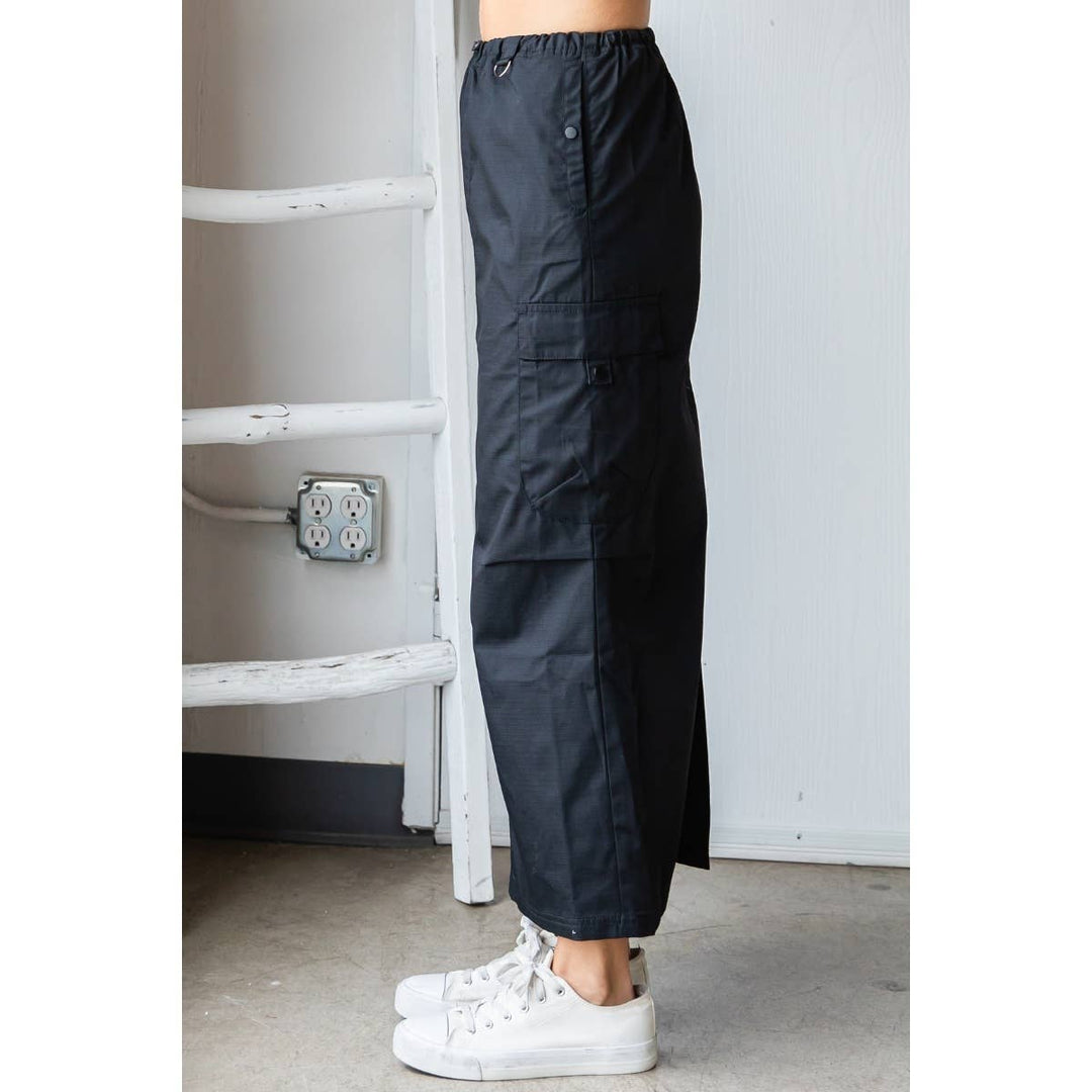 Parachute Cargo Long Skirt: Black / L