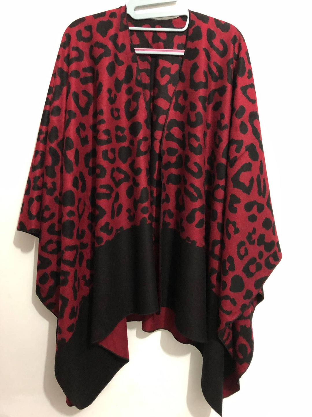 Cheetah Print Reversible Cape: 01 Khaki