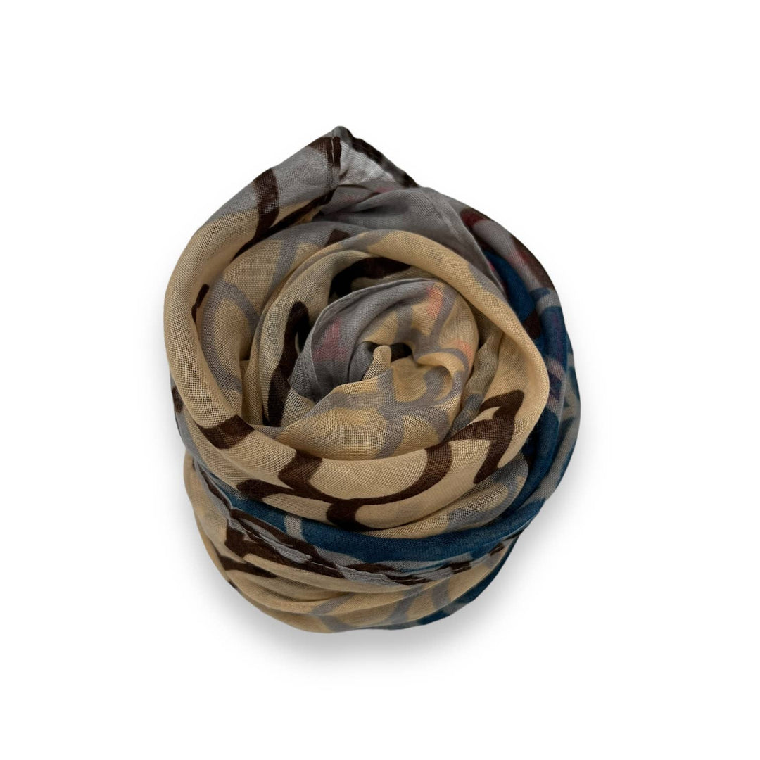 Random line on scarf: Blue