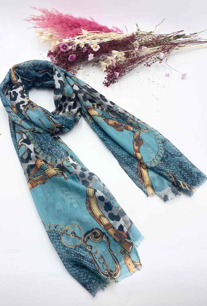 - Leopard scarf: Bruise
