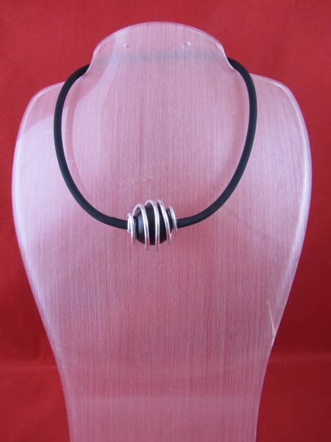 NKL 317 - B2 Jaula Choker: White