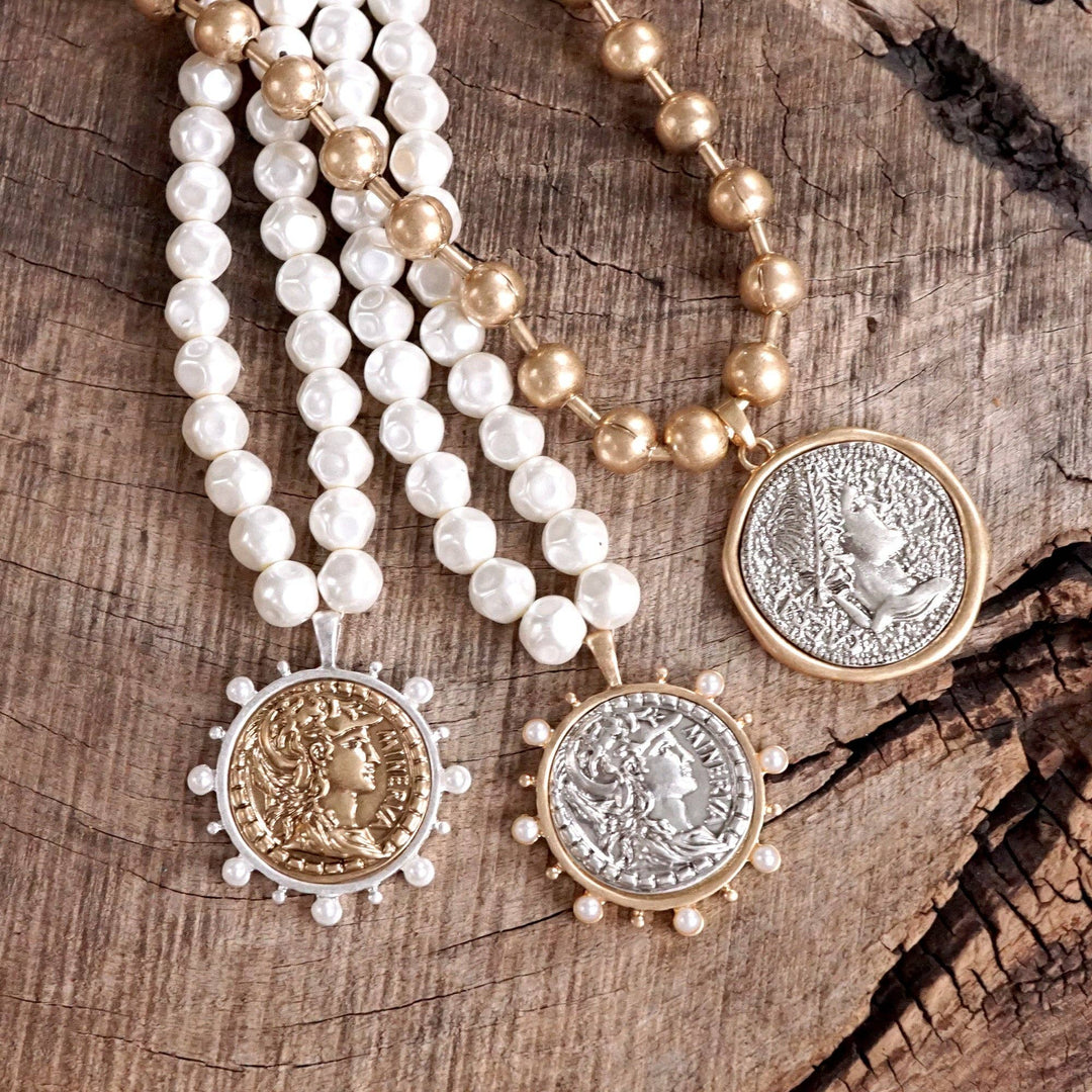 Coin and Pearl Neck – Gold and Silver