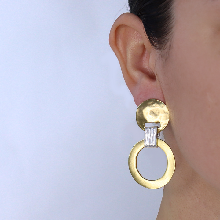 Mixed metal statement clip on