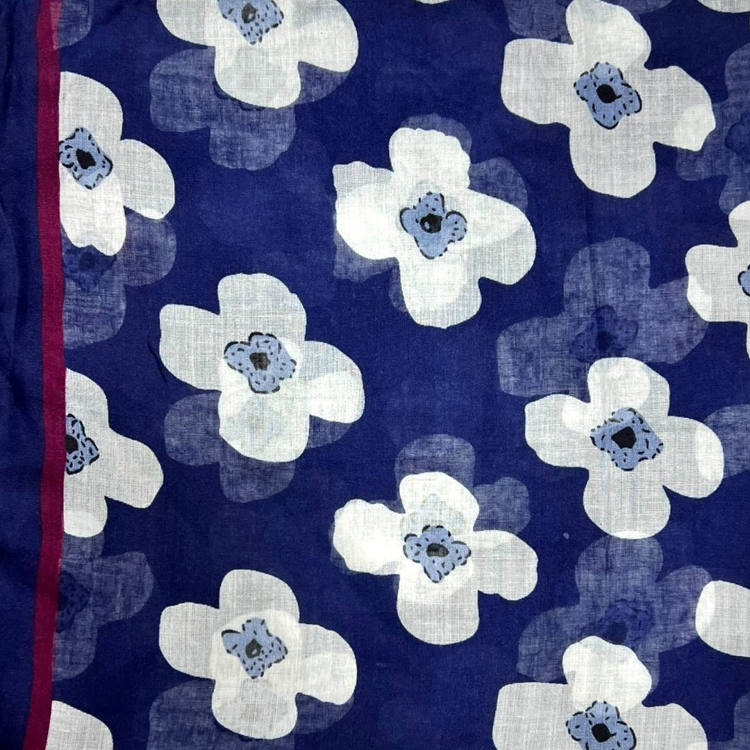 Daisy printed scarf: Navy
