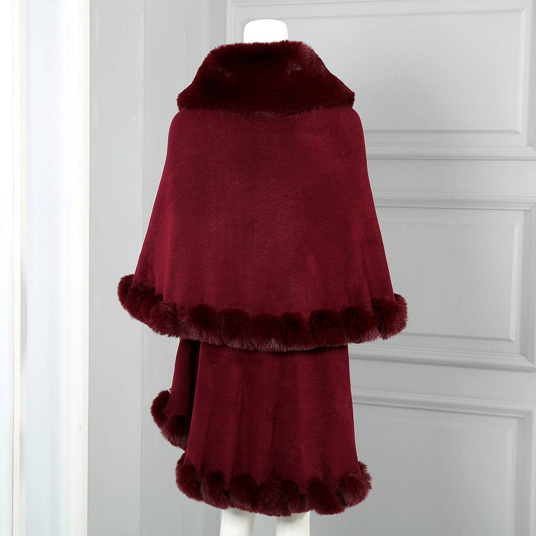 PE371 Double layer fur trimmed capes: Black