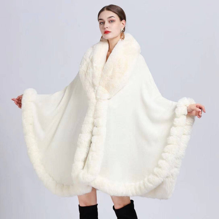 628 Soft super snuggling poncho with faux fur trim details: Pink