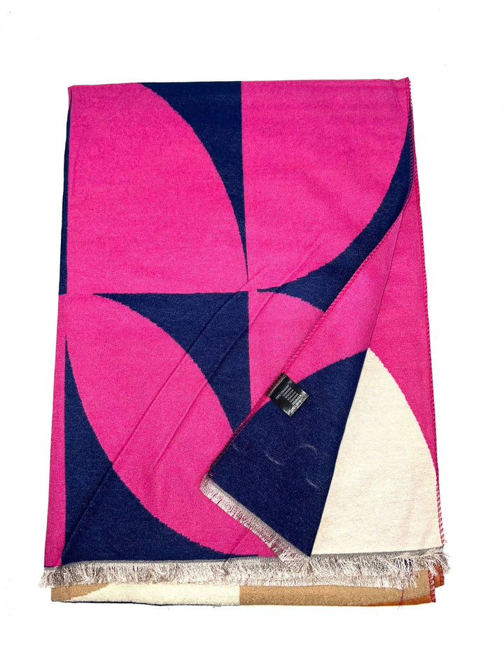 HH-275 Chic Scarf with GeoPattern: Black