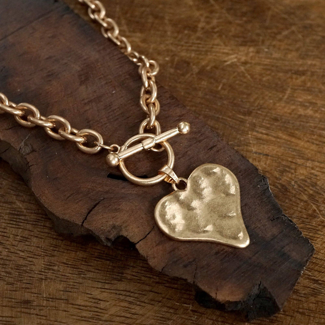 Hammered Heart Front Toggle Neck –Gold