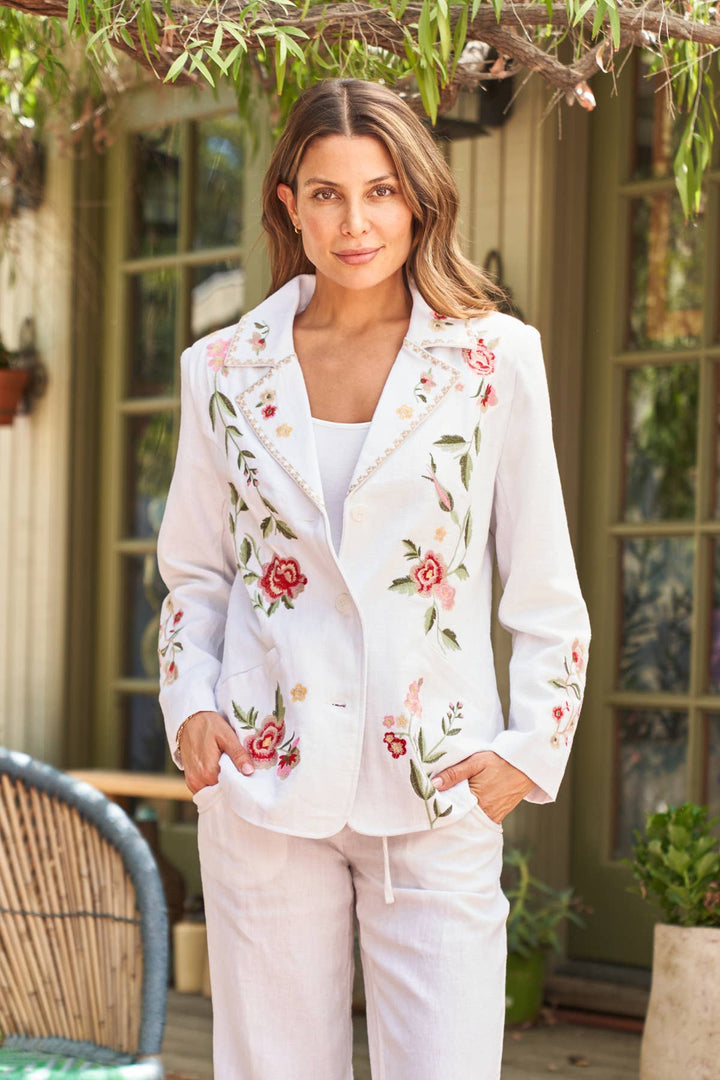 Embroidered Linen Blazer: White / M