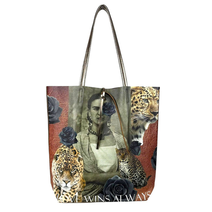 LeatherBag Purse: Kiss