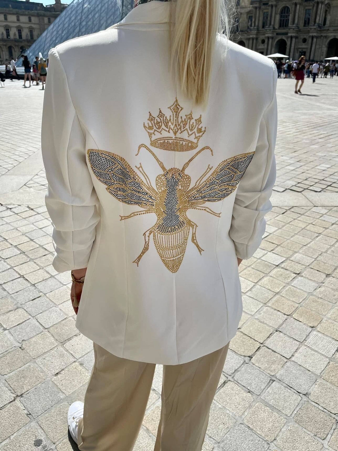 Gold Queen Bee Blazer - White: MEDIUM