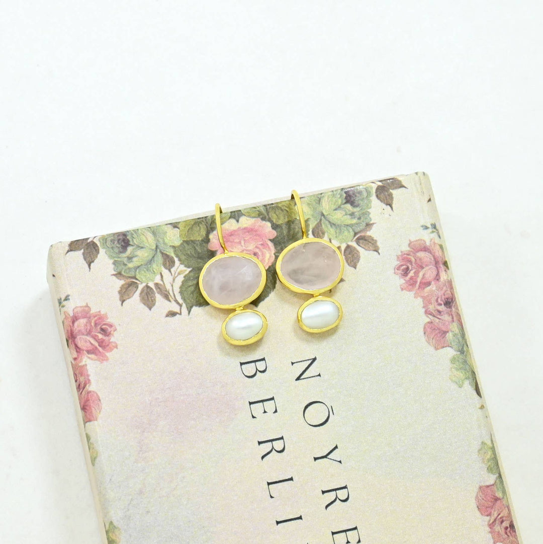 - Primrose Earring - Rose Quartz & Pearl