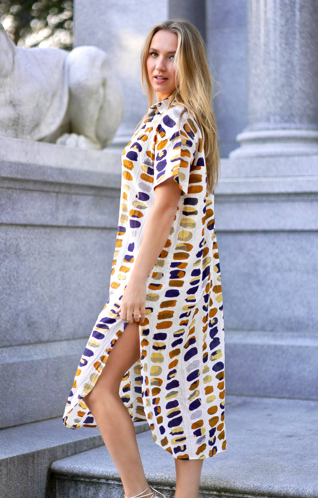 Zoey Geo Dress: White Gold / L