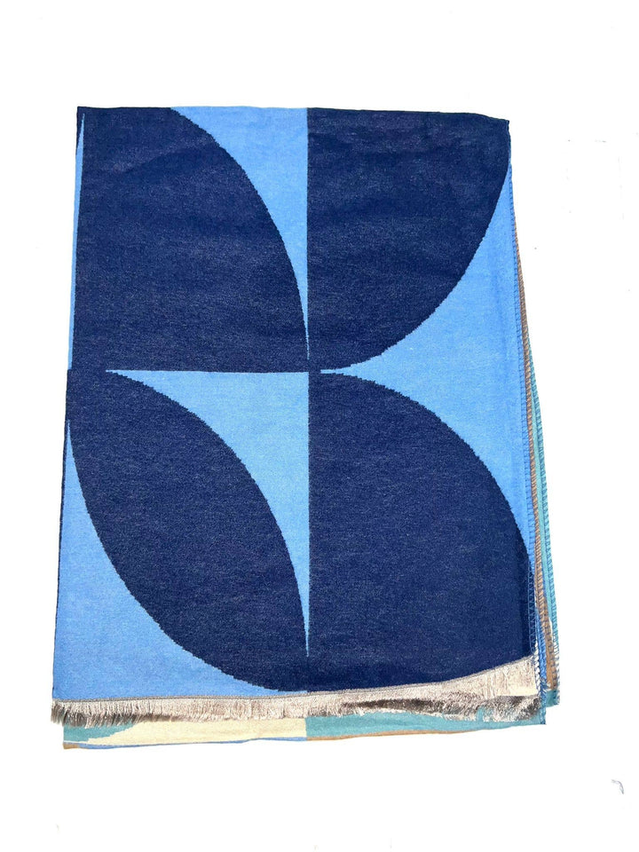HH-275 Chic Scarf with GeoPattern: Black