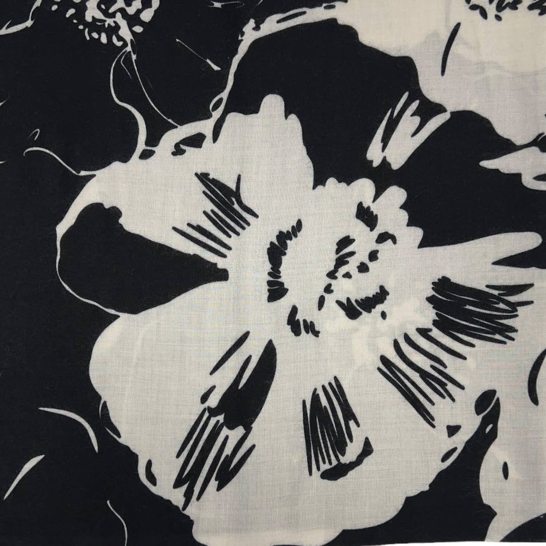 Flower sketch scarf: Cream - Black