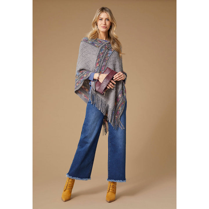 Wide Leg with Frayed Bottom: Dark Denim / S