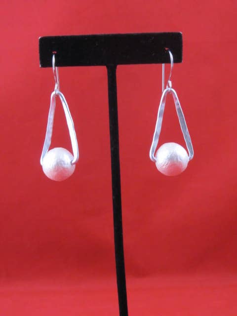 75ER 131 - A4 Bali: White