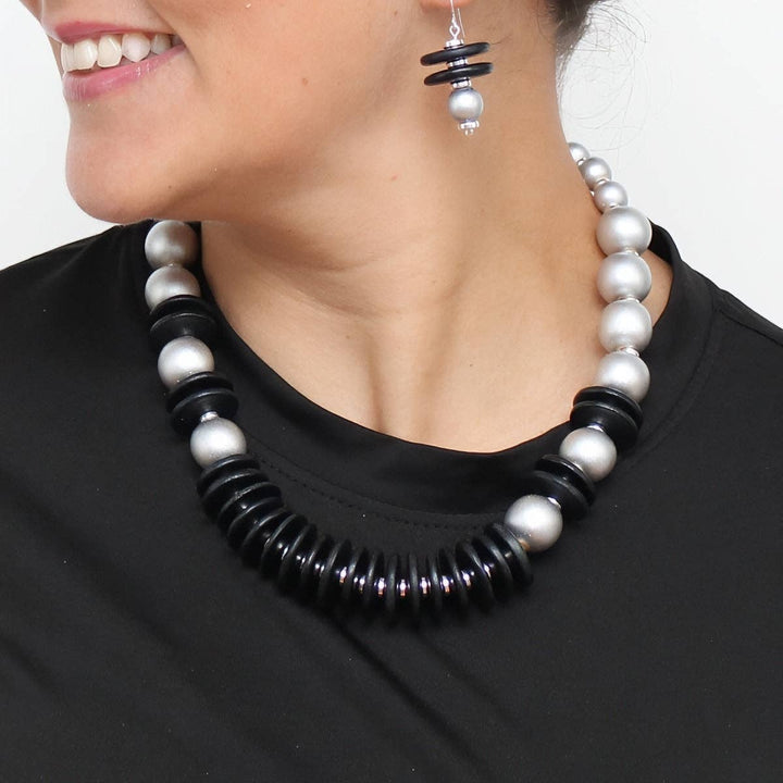 Black and Silver Amaris Necklace
