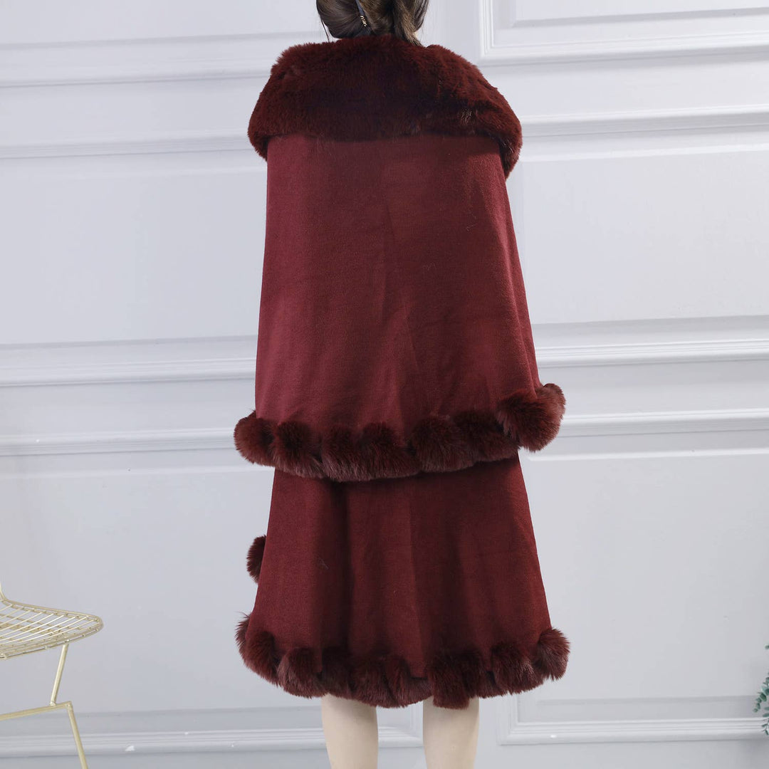 PEACH ACCESSORIES - PE371 Double layer faux fur trimmed capes: Wine