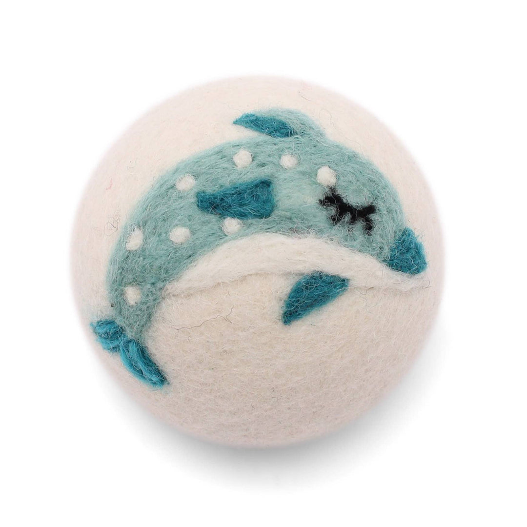 Wool Dryer Balls: Goldfish