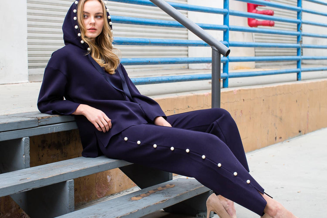 Francine Scuba Pearl Hoodie: Black/ XS
