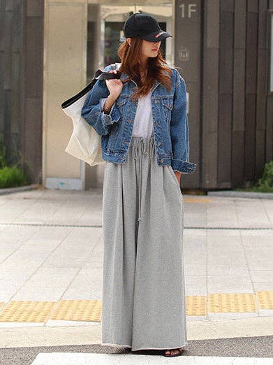 Urban Gray Wide Leg Elastic Waist Pants: BLACK / L