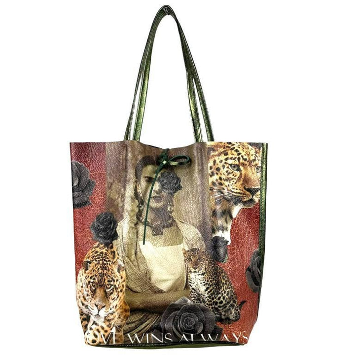 LeatherBag Purse: Kiss