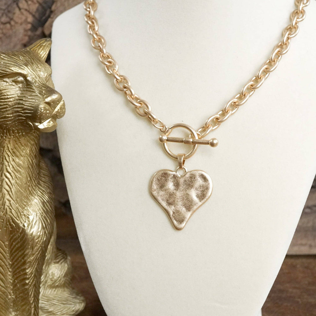 Hammered Heart Front Toggle Neck –Gold