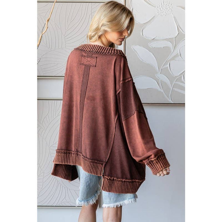 WIDE V NECK L/S TOP: BLACK