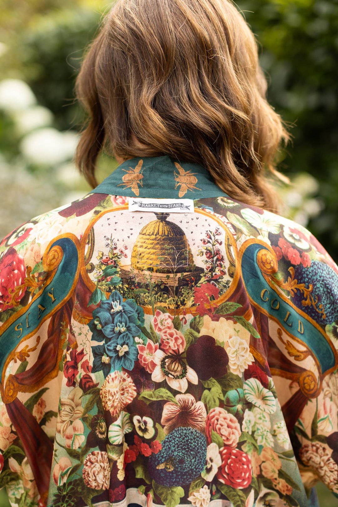 Cropped Kimono w/ Rabbits and Bees