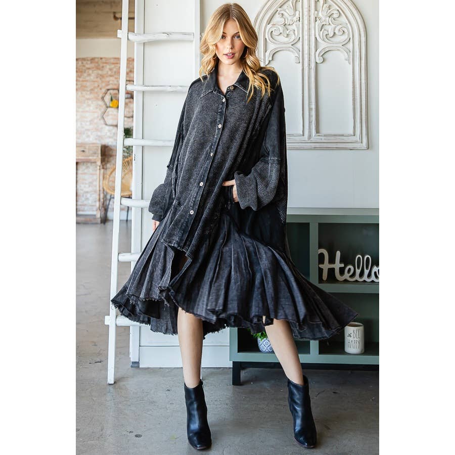 WAFFLE RUFFLE HEM SHIRT: BLACK