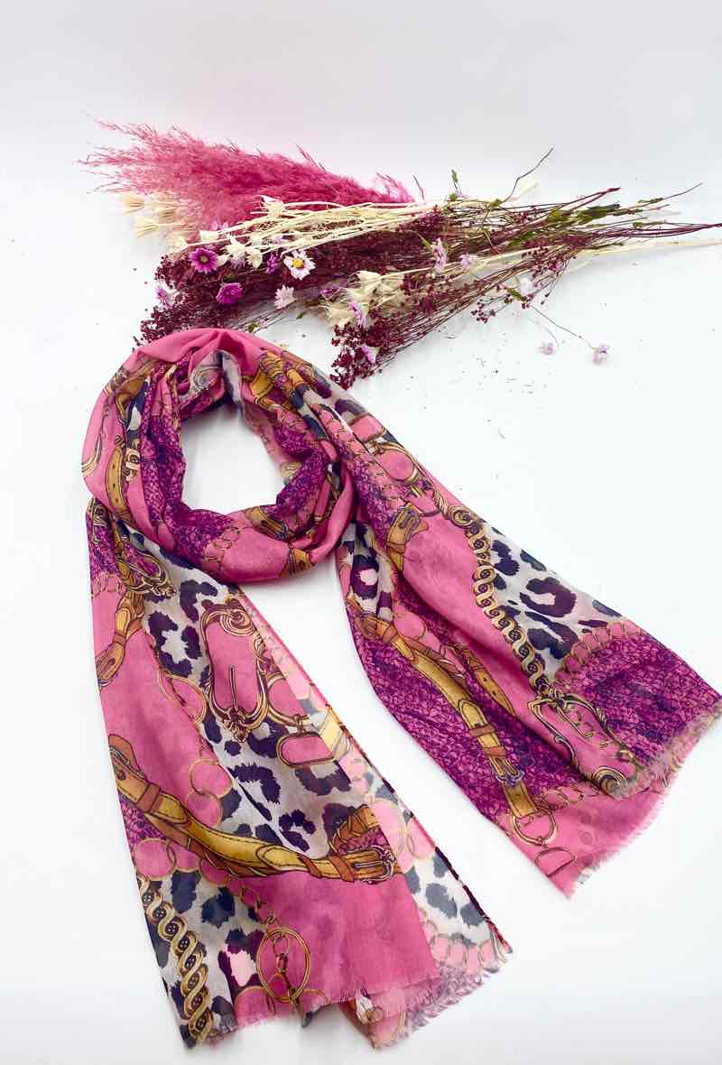 - Leopard scarf: Bruise