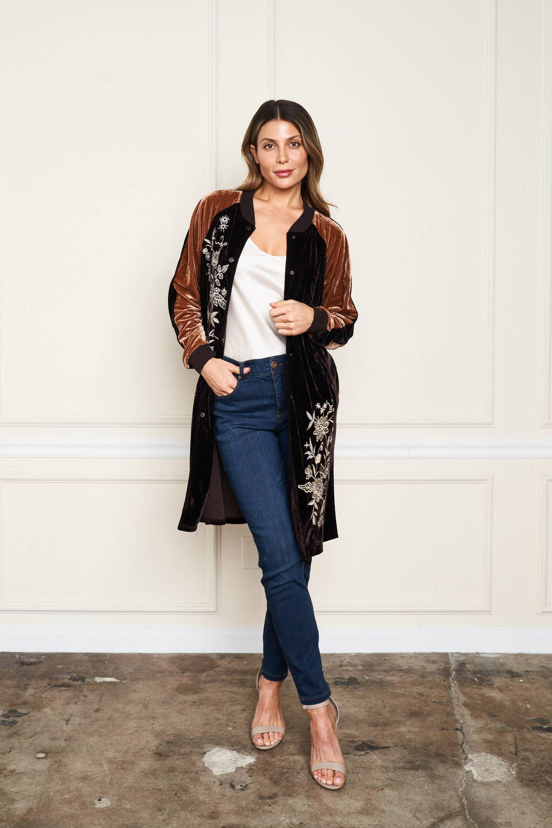 5677-MAD  Velvet Long Duster: Coffee/L