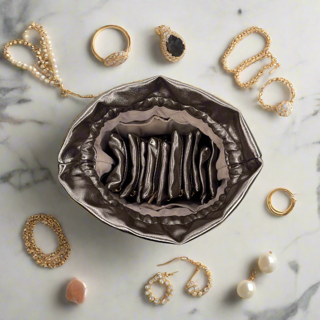 Oprah's Favorite Ultra Jewelry Case - Bronze