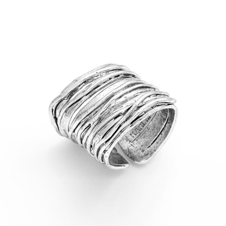 Brushed Ribbon Ring: Silver